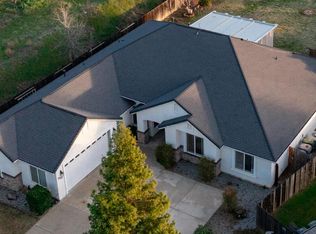 1222 Bonhurst Dr, Redding, CA