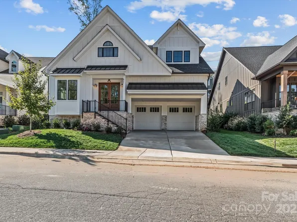 827 Naples Dr, Davidson, NC 28036