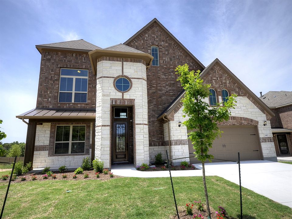 The Azalea with Trails at Shady Oak: Estate