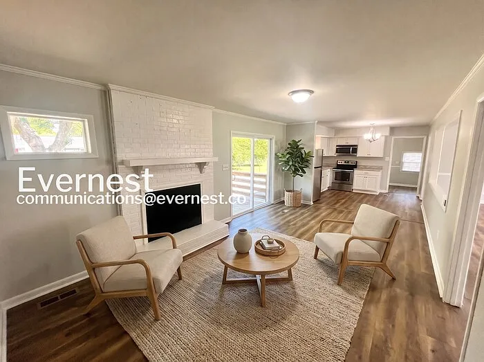 837 Britton Ave — Photo 5