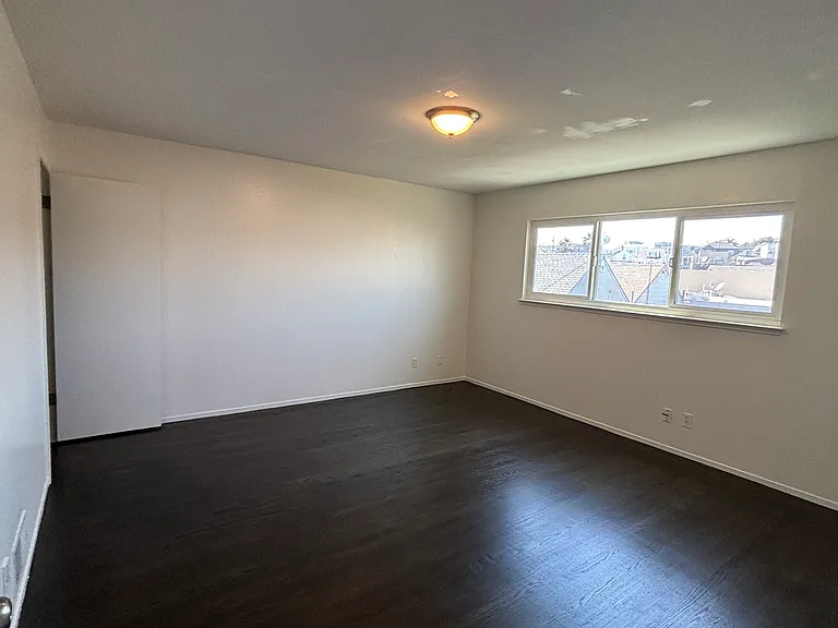 1752 Lane St — Photo 14