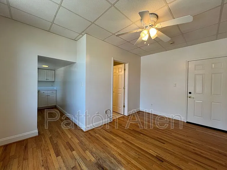43 Ravenscroft Dr #4 — Photo 8