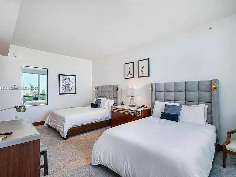10295 Collins Ave #1216 — Photo 4