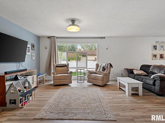 5th image of 2637 Sarona Rd