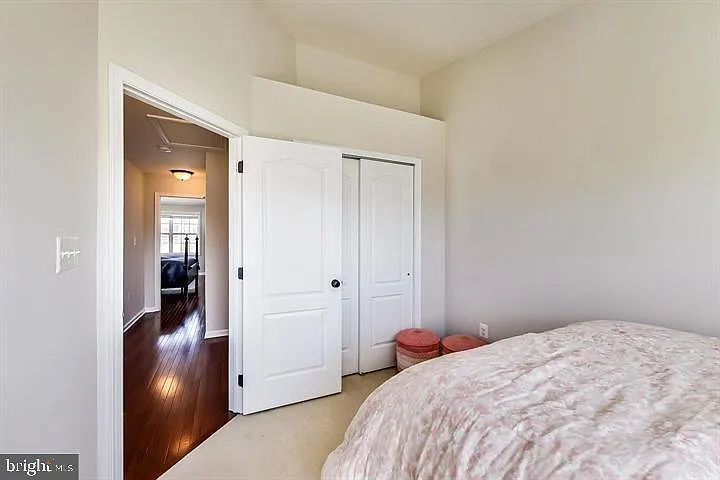 43213 Whelplehill Ter — Photo 35