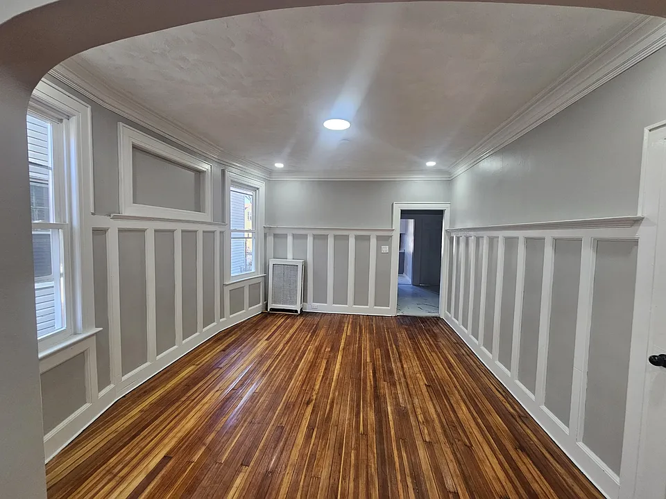 59 Chelsea Ave #1