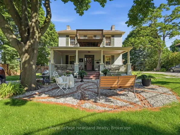 18 Saint Vincent St, Goderich, ON N7A 2M6