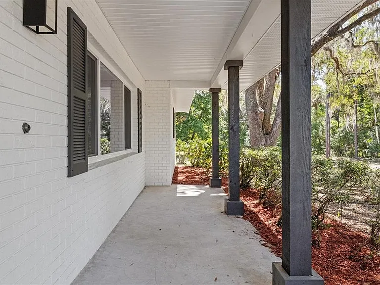 1255 S Estate Point — Photo 2