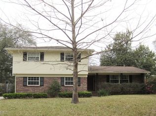 8472 E Lynda Sue Ln, Jacksonville, FL 32217