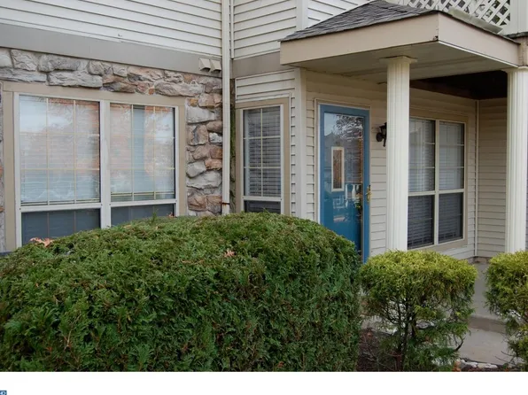 113 Foxmeadow Dr Building 1, Royersford, PA 19468