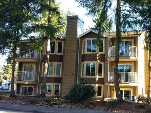 280 NW Holly St #6, Issaquah, WA 98027