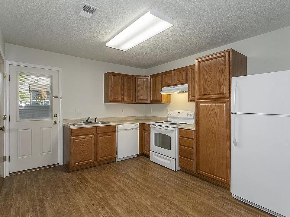 1st image of 102 E Lawrence St #2