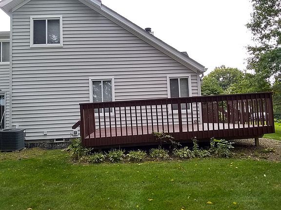 back with wrap-around deck