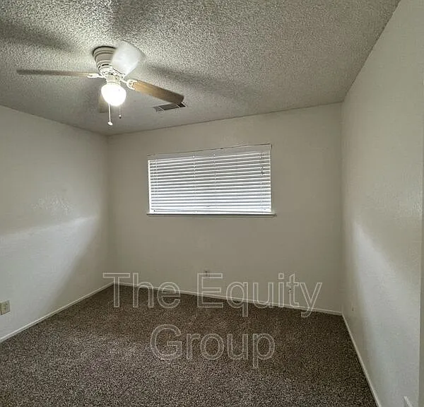 3525 S County Center Dr — Photo 18