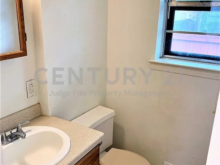 3910 Bucknell Dr — Photo 9