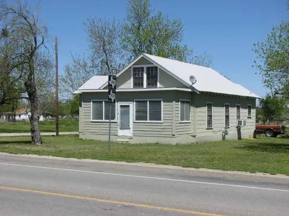 401 N Hill St, Itasca, TX 76055