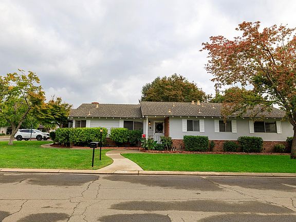 2nd image of 1044 Stanton Way