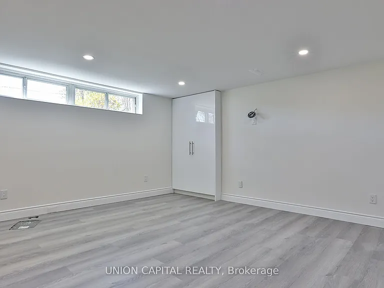 383 Neal Dr — Photo 12