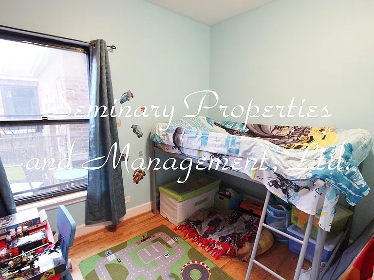 921-27 W Sunnyside Ave — Photo 77