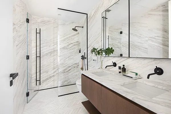 Sold by Compass | media 4