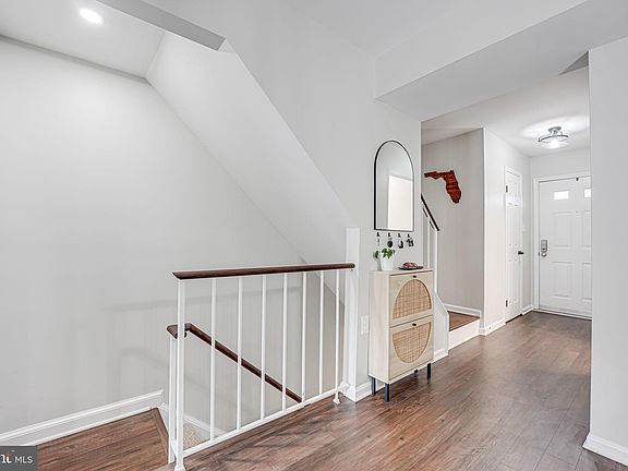 2nd image of 10322 Colony Park Dr