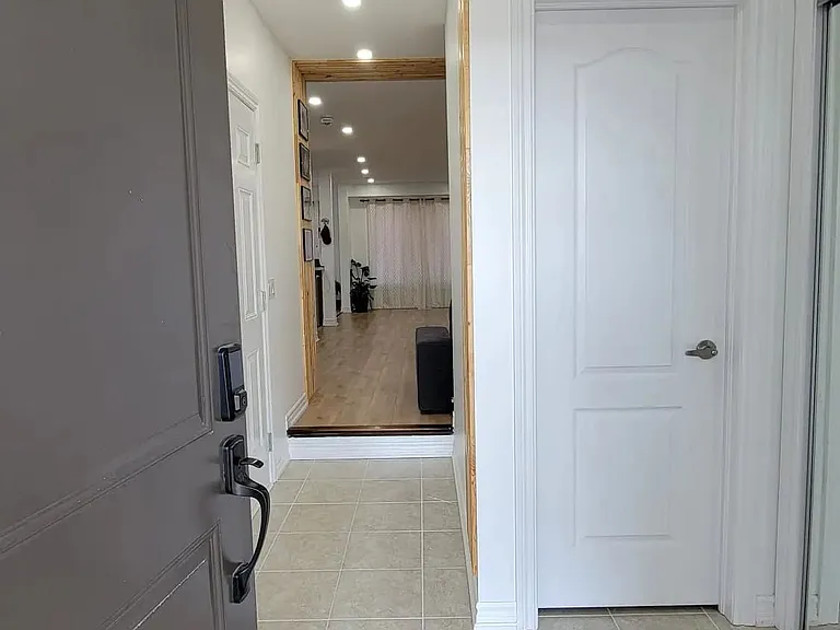 2452 Steeplechase St — Photo 2