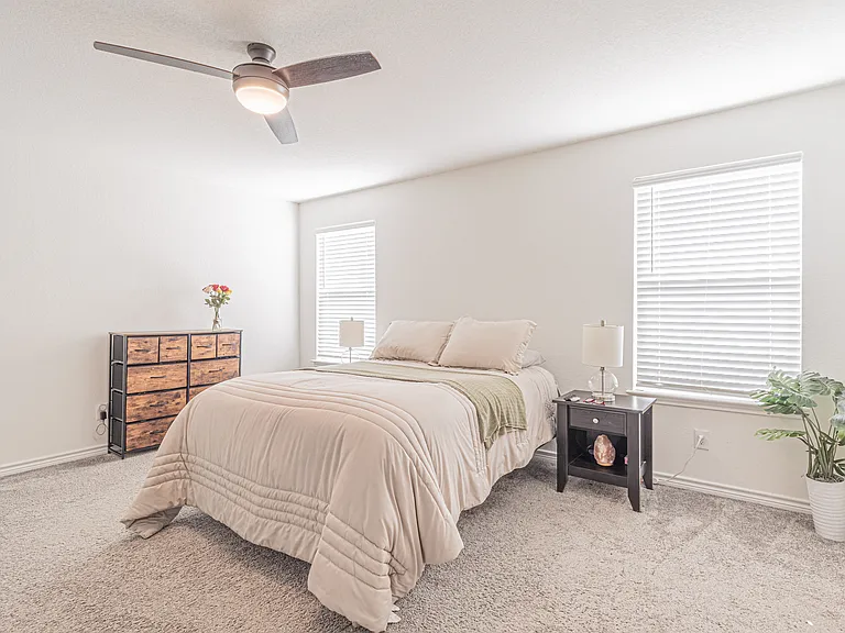 1518 Overlook Cv — Photo 13