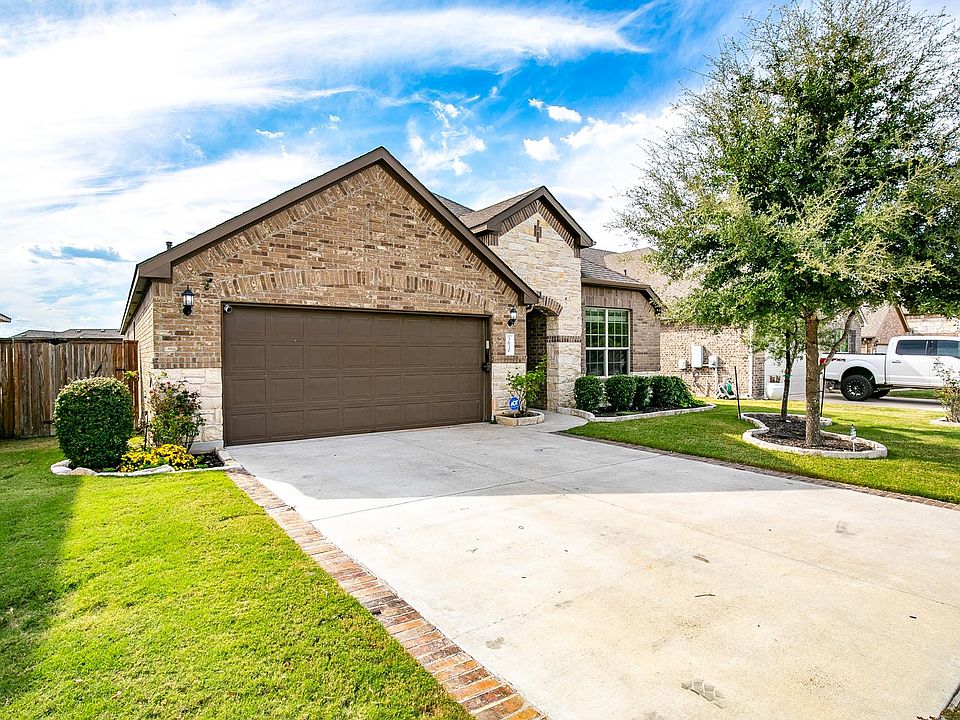 1st image of 3630 Esperanza Dr