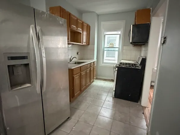 4421 Murdock Ave #1, Bronx, NY 10466