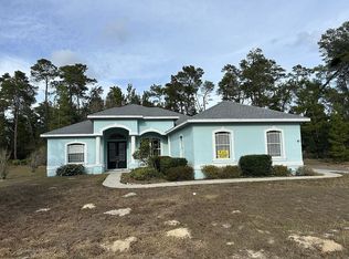 41 Grass St, Homosassa, FL 34446