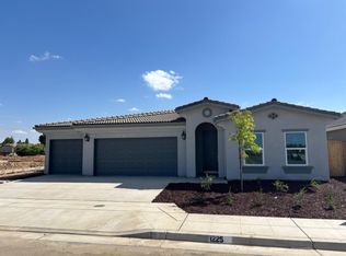 1225 Via Valencia Drive, Madera, CA 93637