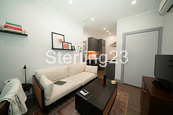 Rented by Sterling Realty Solution Inc | media 16