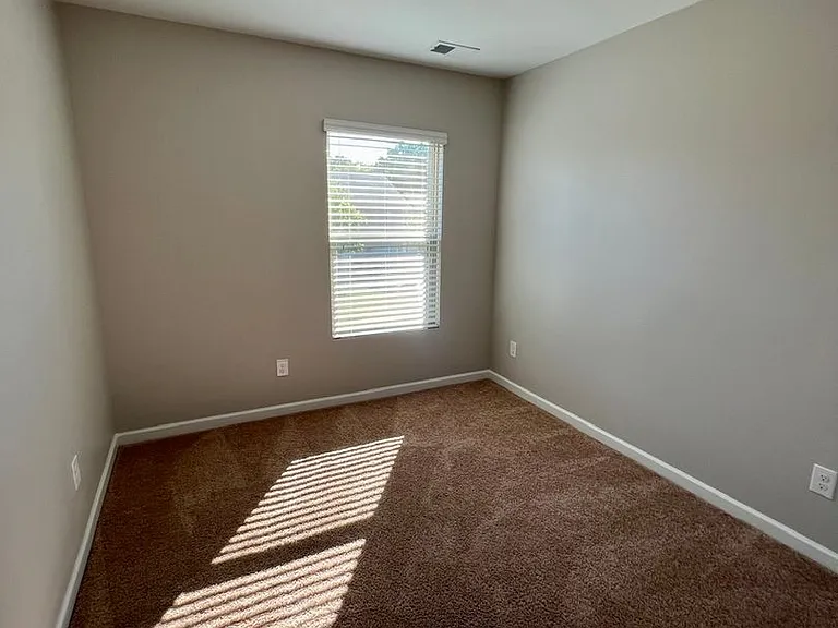 920 Brigade Loop — Photo 13
