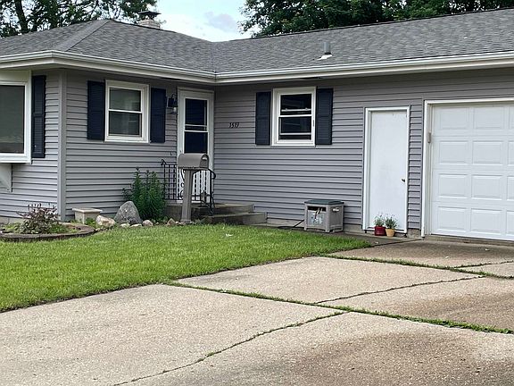 2nd image of 1519 Schaller St