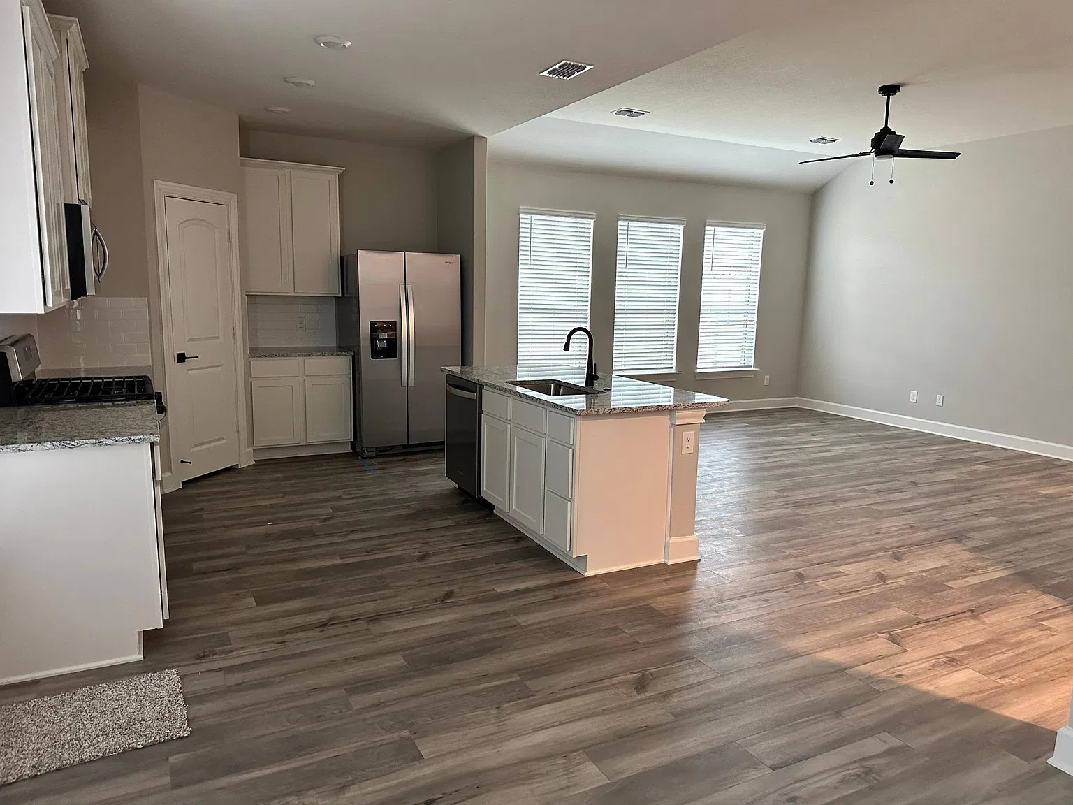 2020 Brentwood Dr — Photo 4