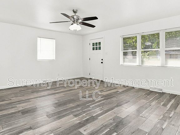 3rd image of 90 Atlantic Ave