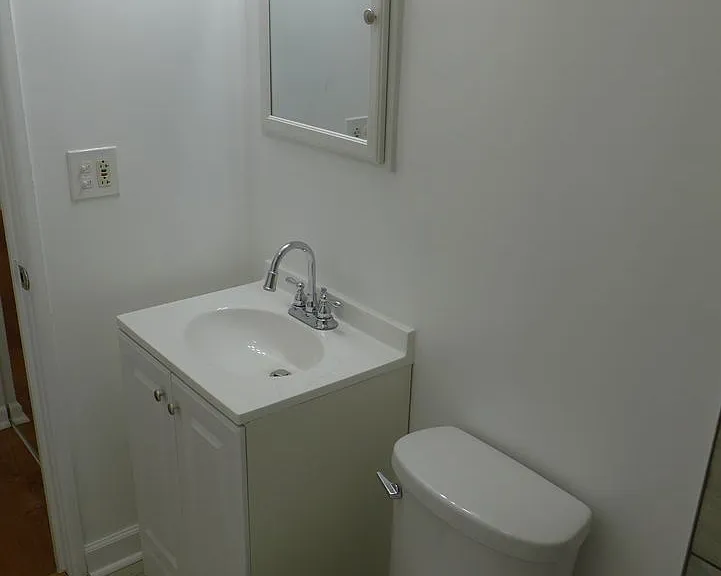 Winthrop Suites Apartments — Photo 23