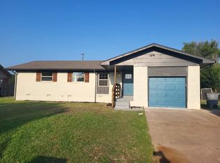 4712 NW Ridgecrest Dr, Lawton, OK 73505