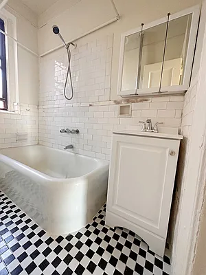 Rented by Brooklyn Property Group LLC | media 8