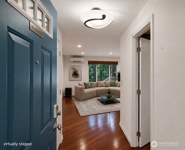 4th image of 7947 Dunlin Court SE