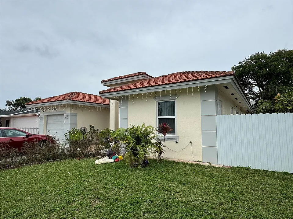 11951 SW 192nd Ter