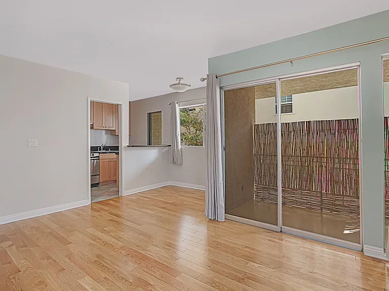 420 California Ave #11 — Photo 6