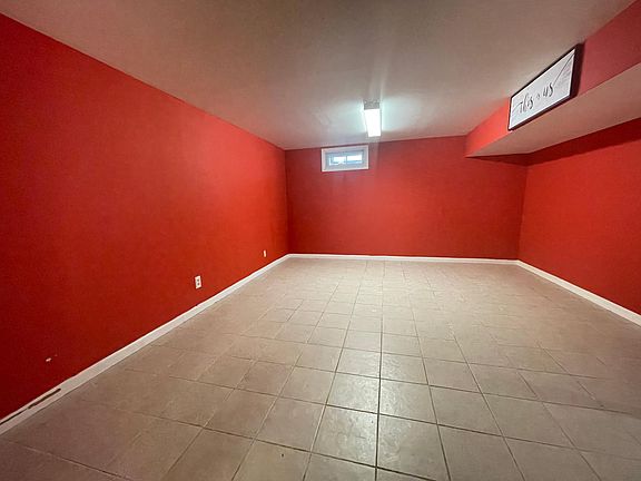 3rd image of 57 Sandalwood Dr Floor 2
