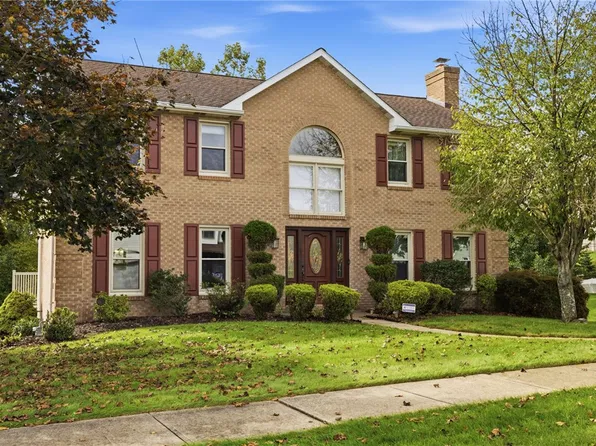 104 Liberty Ct, Coraopolis, PA 15108