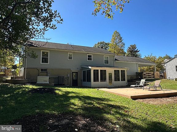 2nd image of 303 Huckstep Ave