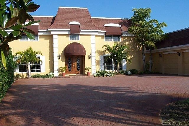 1st image of 460 Bayshore Dr