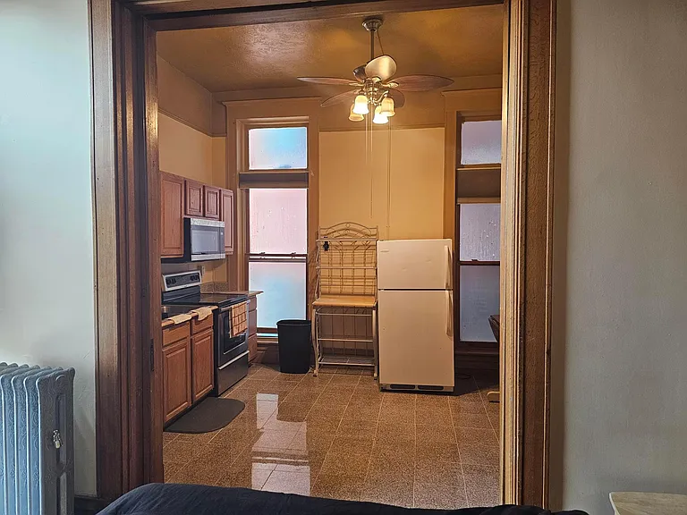 117 Hamilton St #2C — Photo 2