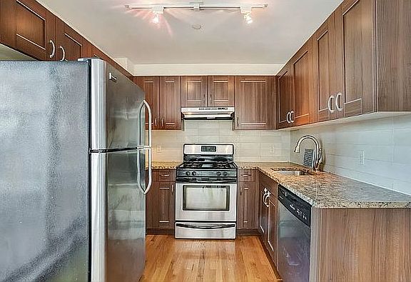 3rd image of 574 4th Ave APT 2E