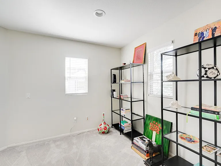 23315 Portland Ln — Photo 31