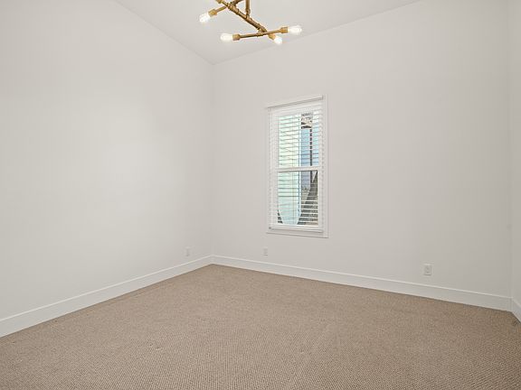5th image of 290 Divisadero St #A